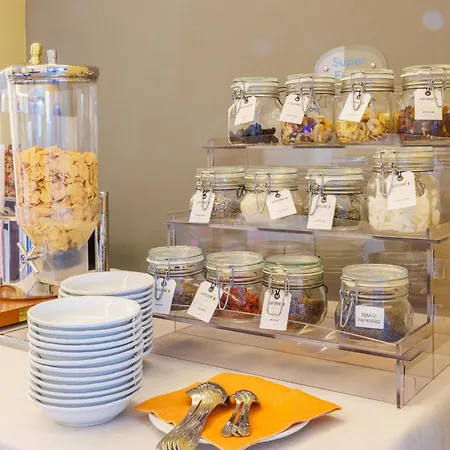 فندق Paradiso 3*