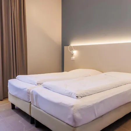 Hotel Paradiso 3*