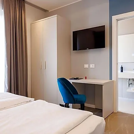 Hotel Paradiso
