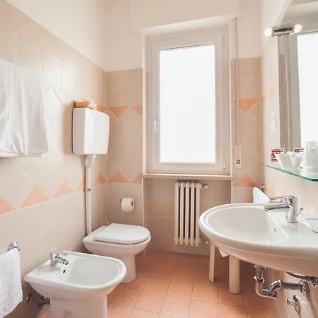 Hotel Paradiso 3*