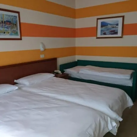 Hotel Paradiso