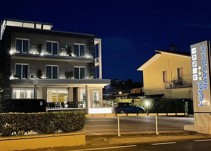 מלון Paradiso ברדולינו